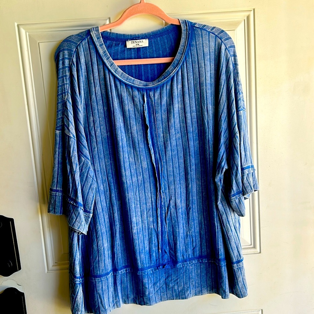 Zenana Outfitters Blue Striped Short Sleeve Top
